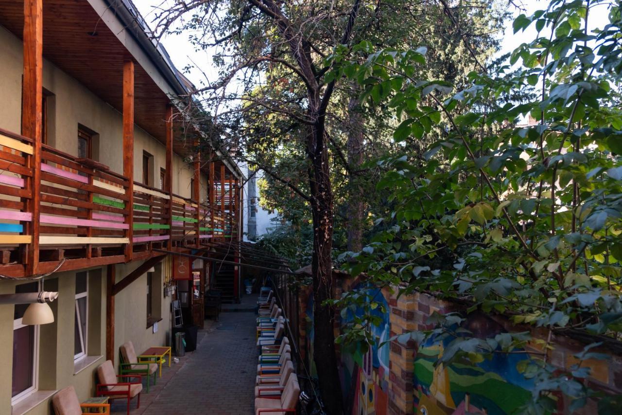 Zen Hostel كلوج-نابوكا المظهر الخارجي الصورة